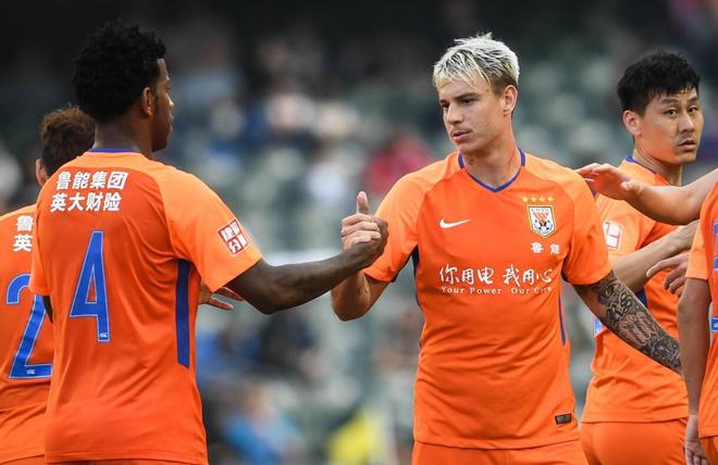 九游游戏攻略-斯图加特今夜再遭质疑，志在欧联名次提升，质疑声仍在，球队文化再被提及的简单介绍